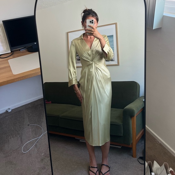 Theory Chic Sage Green Long Sleeve Dress - Picture 1 of 5